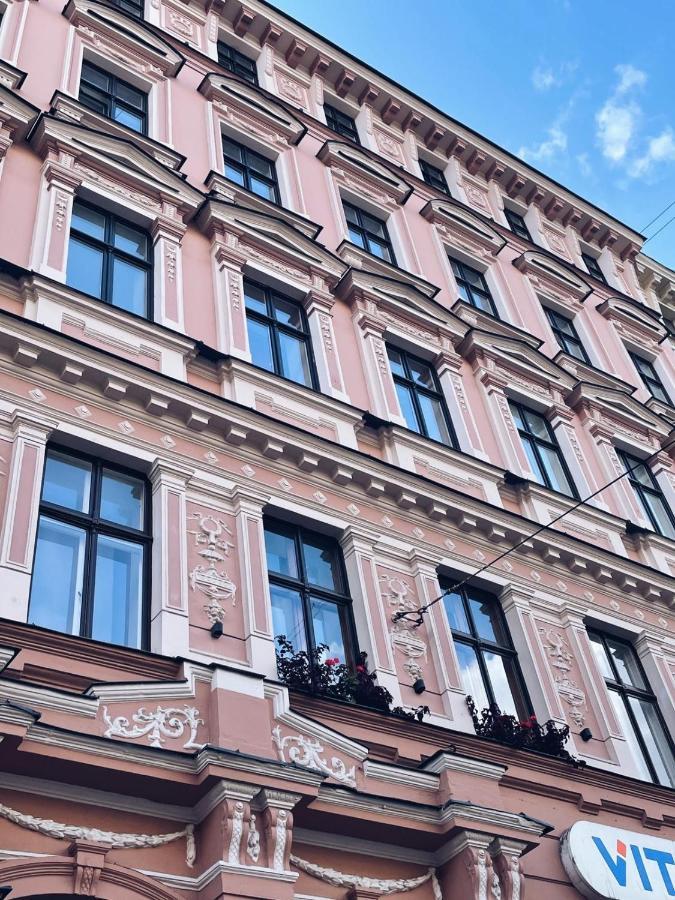 Lovely Studio Apartment In The Heart Of Riga Luaran gambar